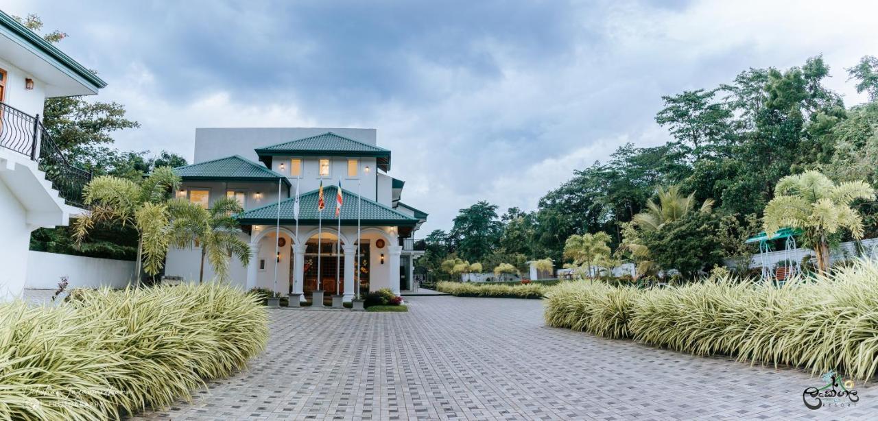 Lakegala Resort Matale Bagian luar foto