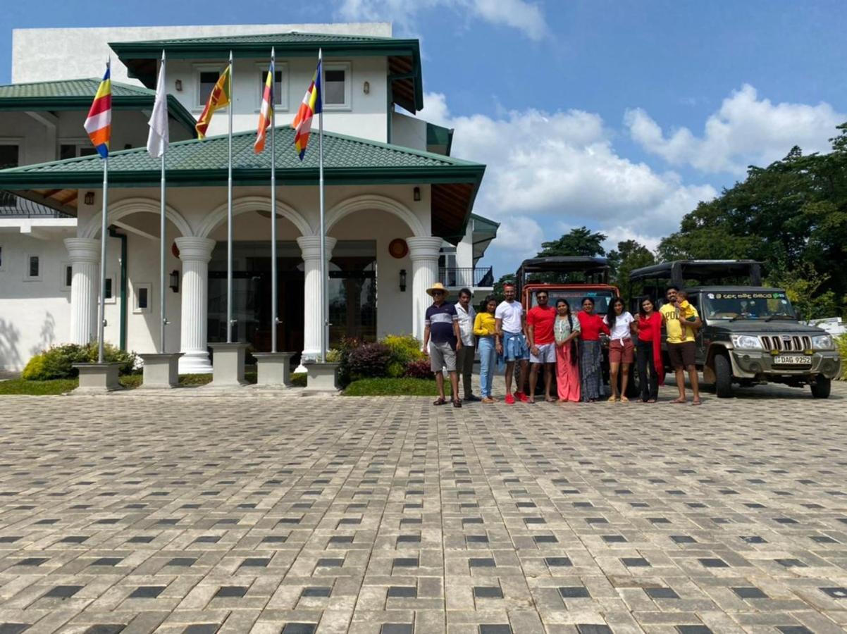 Lakegala Resort Matale Bagian luar foto